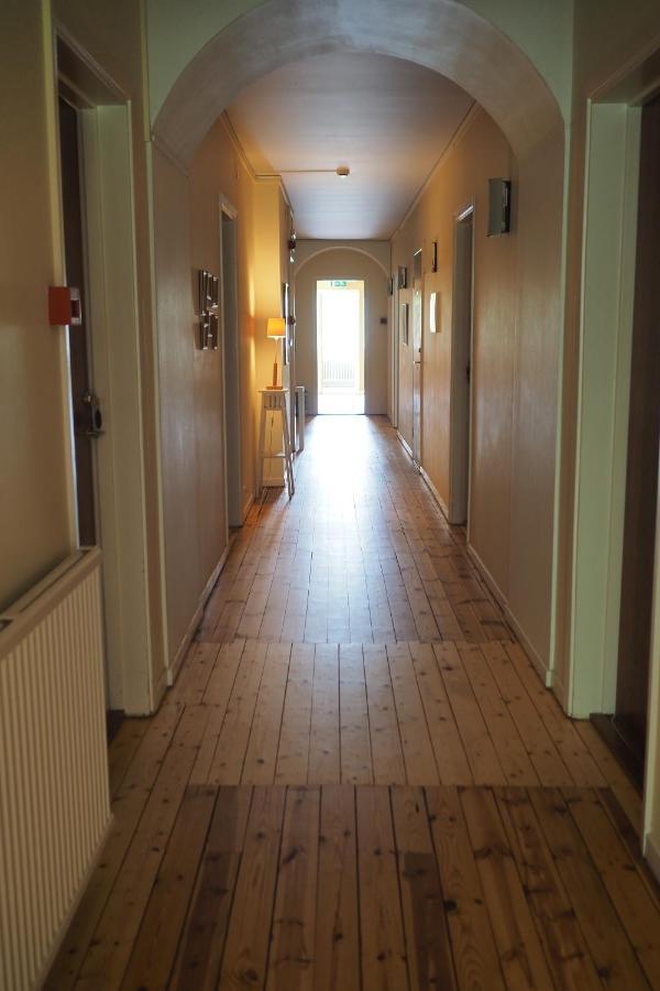 Brukshotellet Oeland - Vandrarhem Degerhamn Exterior photo